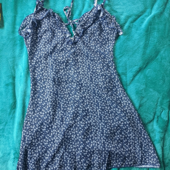 Navy/White Floral sundress NEW - Picture 2 of 4